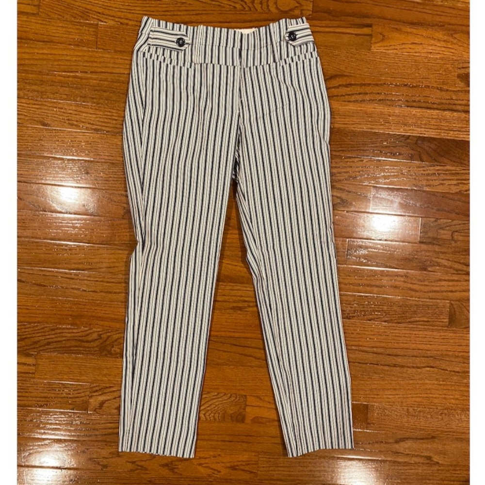 navy blue and white capri striped pants